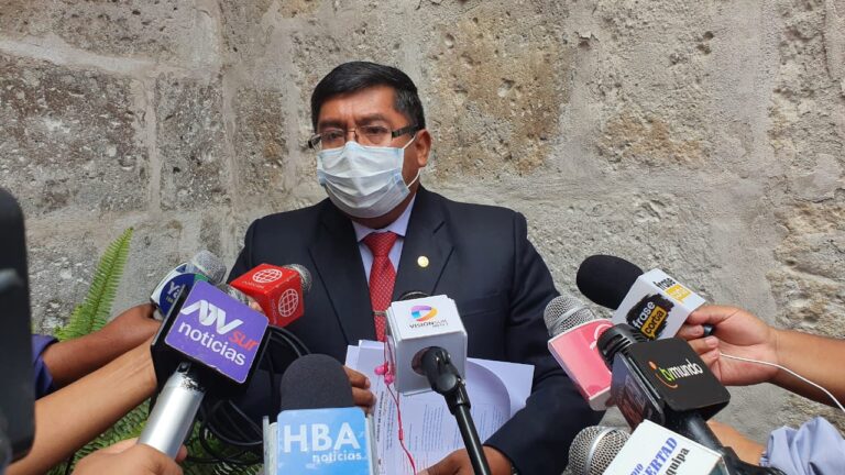 José Luis Hancco sobre postulación de Cáceres a la presidencia: “El gobernador no va postular, no tiene intención es una cortina de humo para cubrir su ineficiencia”