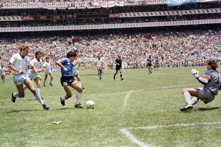 Seis hechos históricos en seis décadas de vida de Diego Maradona