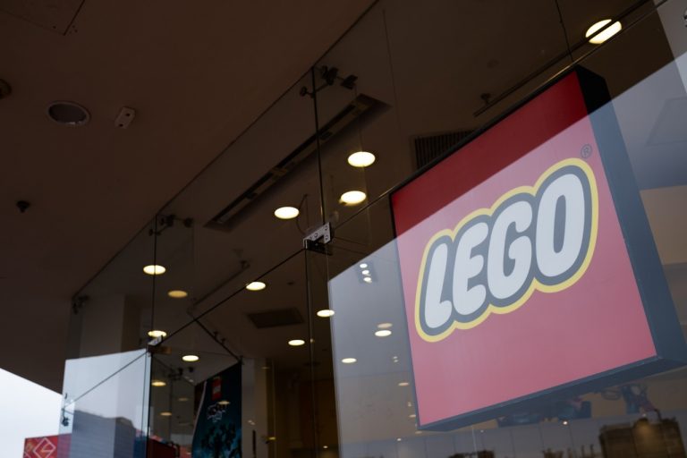 LEGO® llegará a Arequipa con su tienda certificada más grande del país