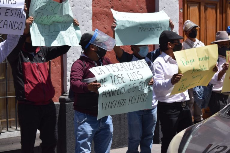 Pobladores de la Asociación Jardines del Colca exigen que los consejeros Zúñiga y Hancco no se opongan a la construcción de las obras en su sector