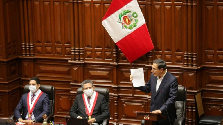 Congreso debatirá el 2 de noviembre la admisión de moción de vacancia contra Martín Vizcarra