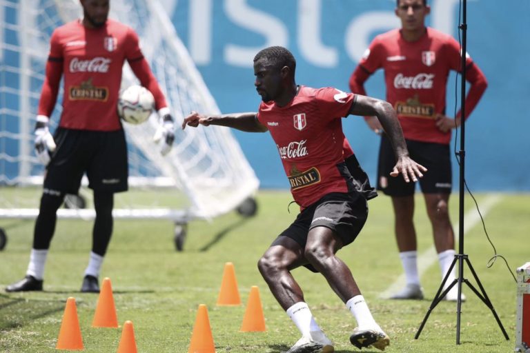 Selección peruana inicia hoy su operativo Chile en la Videna