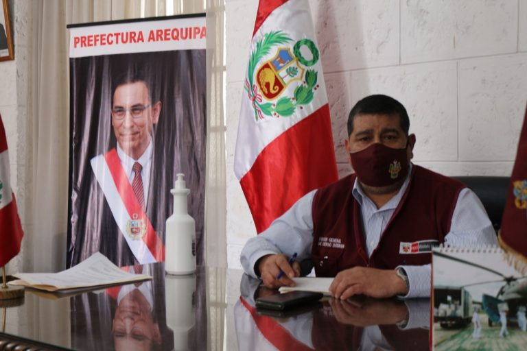 Prefecto de Arequipa, Carlos Enrique Mantegazza renunció a su cargo