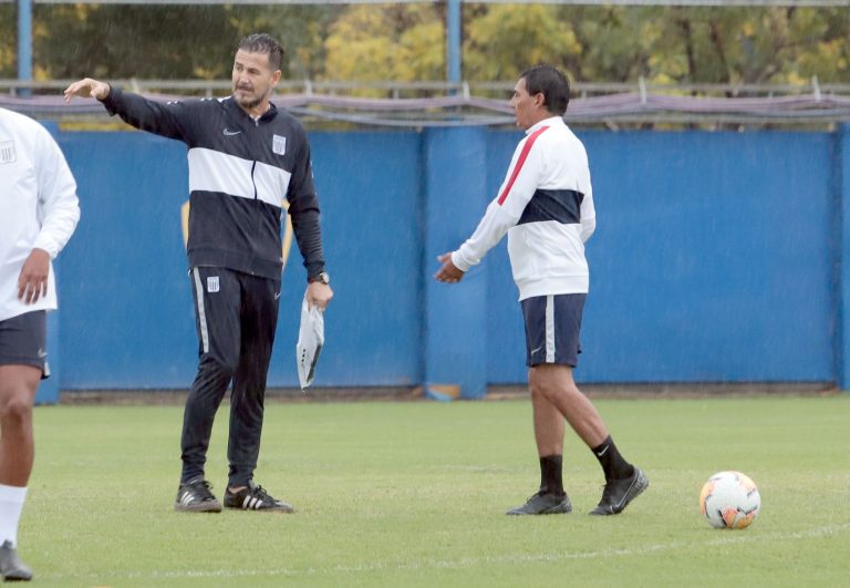 Alianza Lima: Daniel Ahmed fue cesado como técnico del equipo “íntimo”