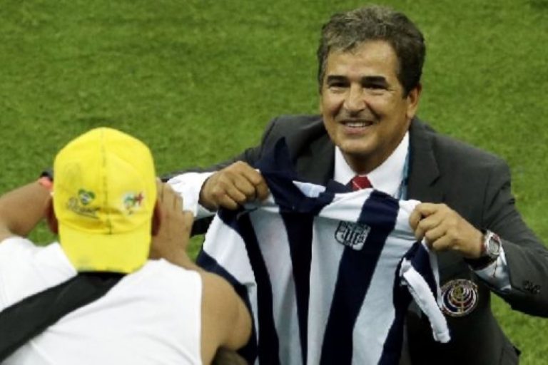 Jorge Luis Pinto decidido a volver a dirigir a Alianza Lima para encaminarlo