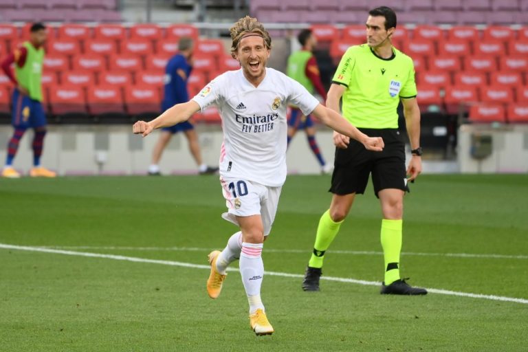 Jugadores del Real Madrid sorprenden a personas hospitalizadas