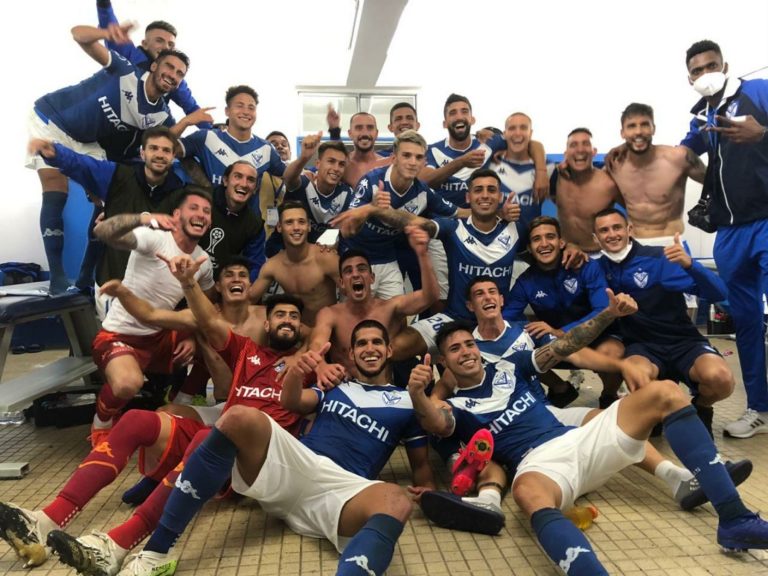 Velez Sarsfield de Luis Abram es el primer finalista de la Copa Sudamericana