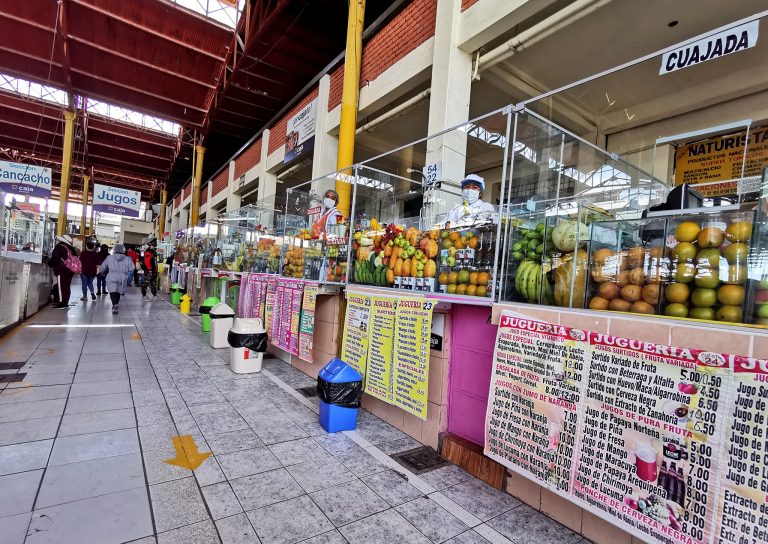 Arequipa: El 80 % de comerciantes regresaron a trabajar al mercado San Camilo