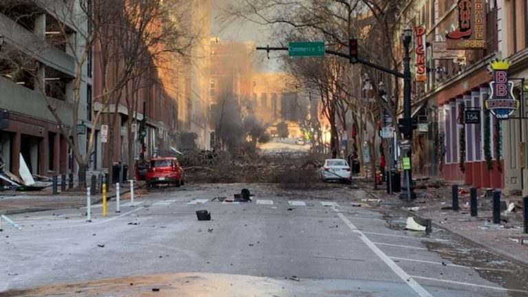 EE.UU.: FBI investiga un probable “Acto Intencionado” en la explosión en el centro de Nashville