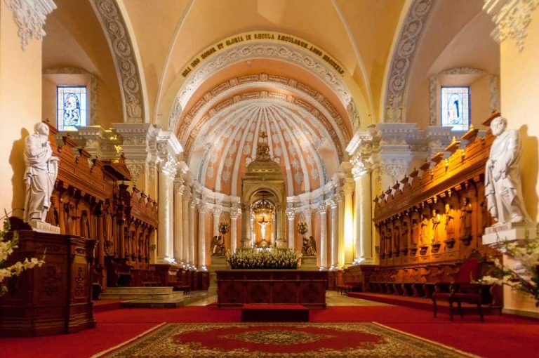Arequipa: Cancelan misa presencial de Noche Buena en La Catedral