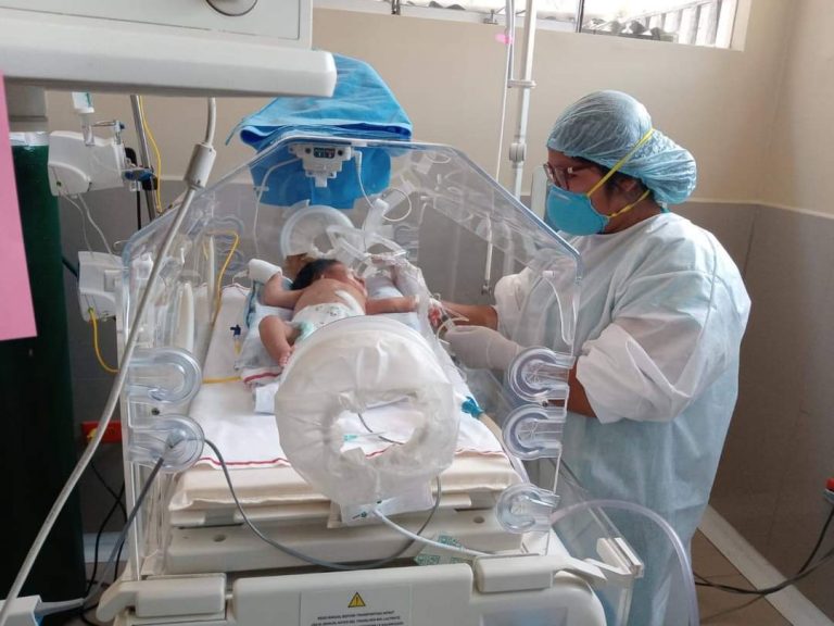 Arequipa: Más de 2 mil 77 niños nacieron durante la pandemia en el hospital Goyeneche