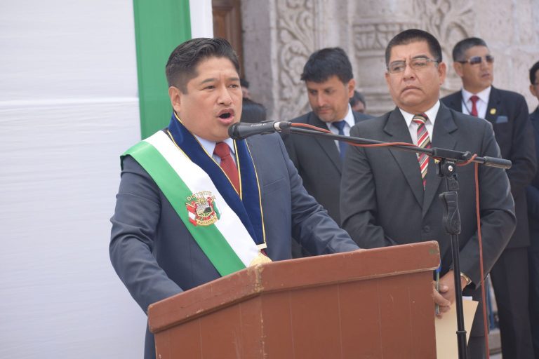 Arequipa: Comité de revocatoria en Paucarpata consiguió 6 mil firmas para retirar del cargo a José Supo