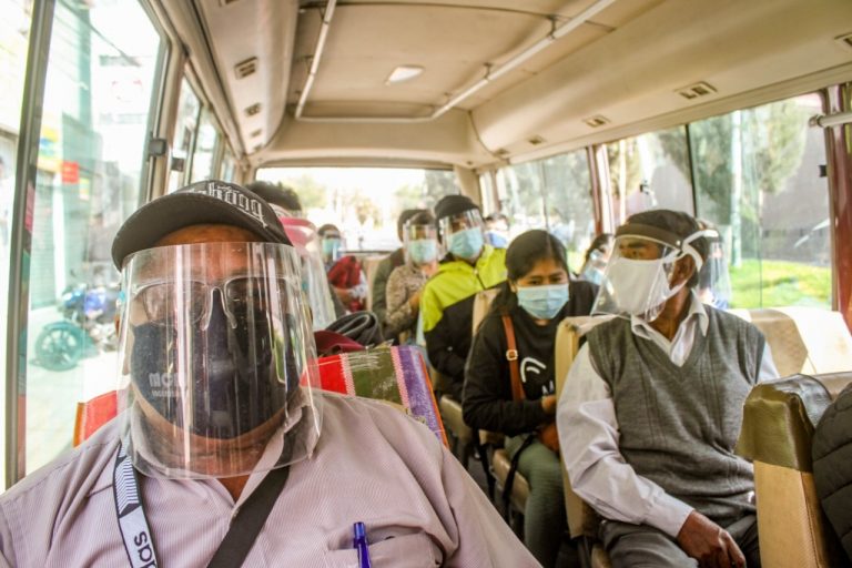 220 conductores fueron sancionados en Arequipa por trasladar a pasajeros sin protector facial