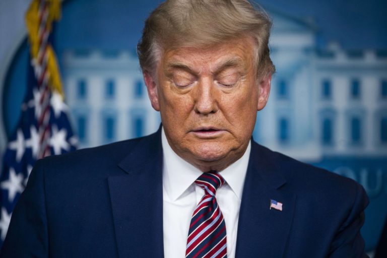 Demócratas plantean un “impeachment” a Trump