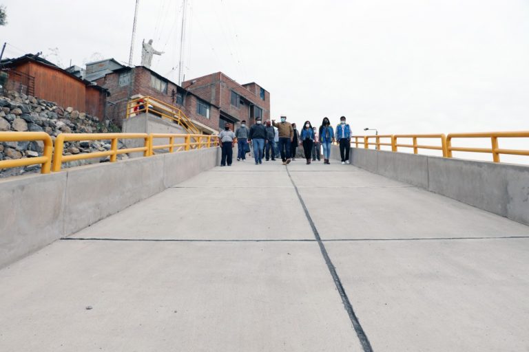 Arequipa: Entregan obra de transitabilidad en el pueblo joven Mariano Bustamante