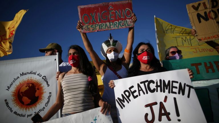 Brasil: Agrupaciones religiosas se suman al pedido de IMPEACHMENT contra Bolsonaro