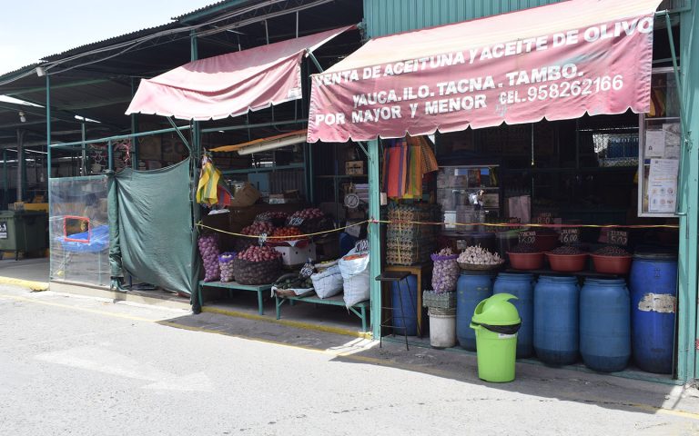 Arequipa: Mercados del Andrés Avelino Cáceres serán sancionados por incumplir aforo del 40%