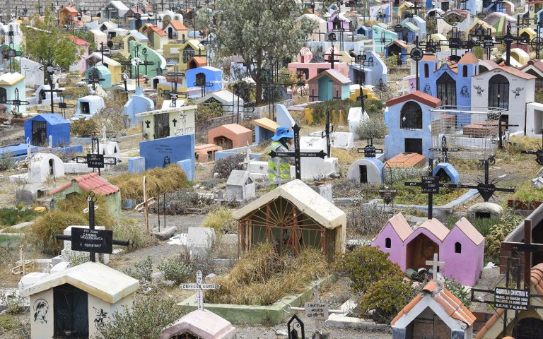 Arequipa: exhumarán cuerpos para la construcción de un nuevo cementerio en Cayma