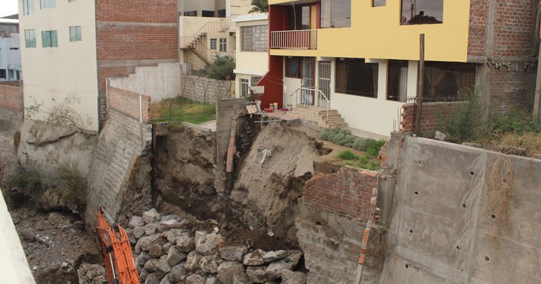 Arequipa: Pedirán dinero del FONDES para intervenir torrentera de San Lázaro