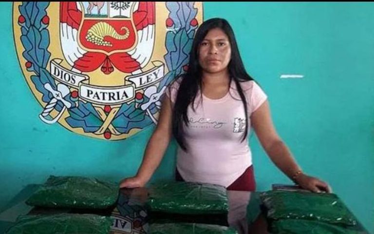 Acuña reclutó como candidata al Congreso a “burrier” que fue detenida con casi 12 kilos de cocaína