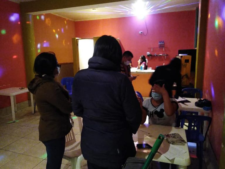 Rescatan a 40 mujeres victima de trata de personas en bares de Chala