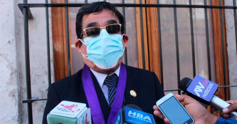 Arequipa: Vacuna sería requisito para laborar en el sector Salud a futuro