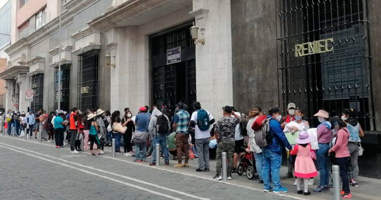 Arequipa: Regresa atención con previa cita en RENIEC