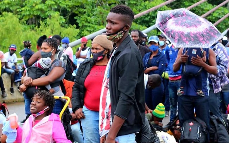 Ejército de Brasil impedirá el ingreso de migrantes haitianos en la frontera con Perú