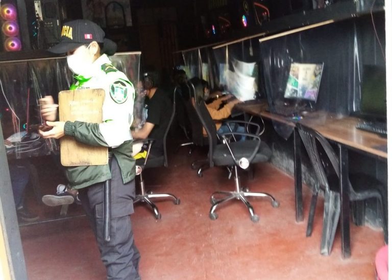 Arequipa: Intervienen cabinas de Internet en Miraflores