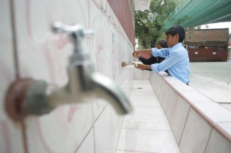 Tarifa del servicio de agua incrementó afectando a más de 329 000 usuarios