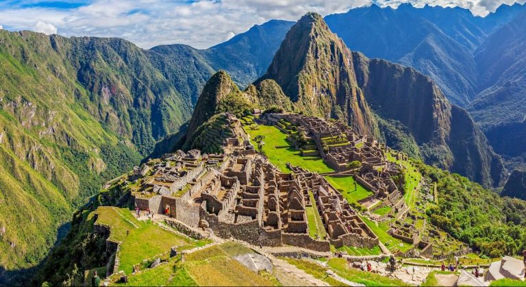Turismo en el Perú se recuperaría en el 2024 por vacuna contra la covid-19