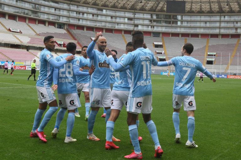 Cristal recibe hoy al Sao Paulo en su debut de Copa Libertadores