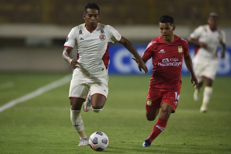 Copa Sudamericana: Huancayo busca liquidar hoy a UTC en duelo de peruanos
