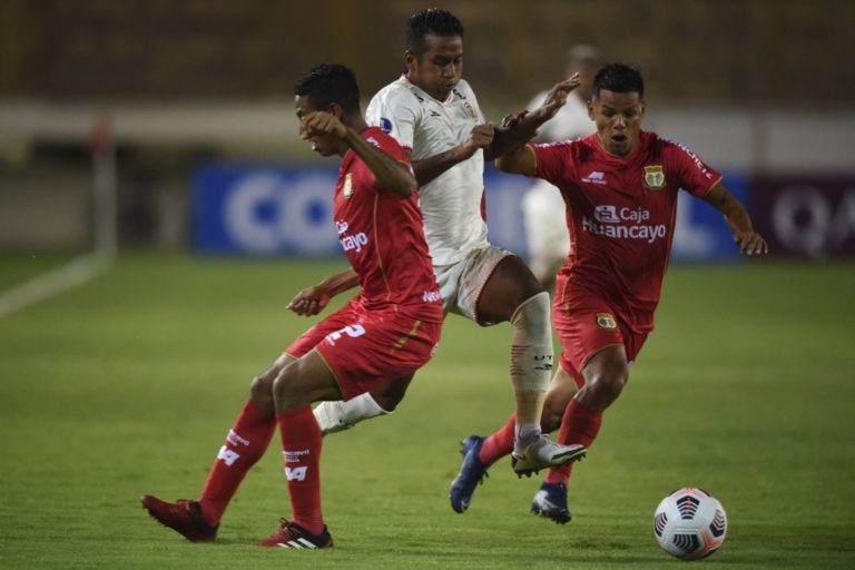 Sport Huancayo enfrenta al Peñarol en busca sorprender en la Sudamericana
