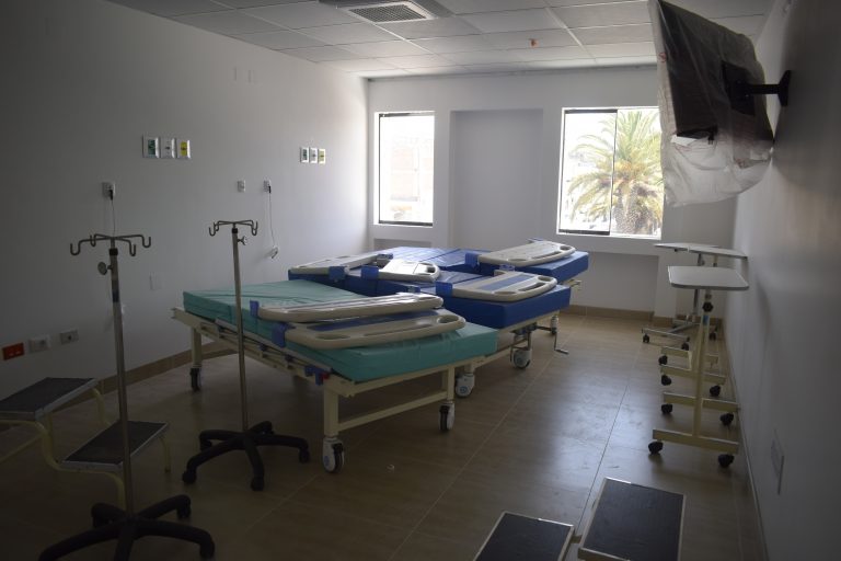 EsSalud solicitará la habilitación del Centro de Atención y Aislamiento de Cerro Juli ante la falta de camas hospitalarias