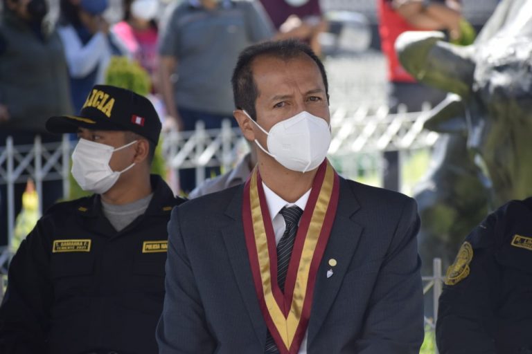 Prefecto de Arequipa invocó a los ciudadanos a evitar aglomeraciones por campañas políticas o conmemoraciones religiosas