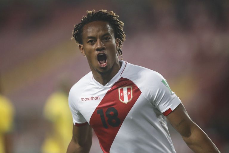 André Carrillo se suma a la Liga Contra el Cáncer y pide a peruanos ser voluntarios