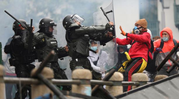 La Unión Europea condena la violencia contra los manifestantes en Colombia