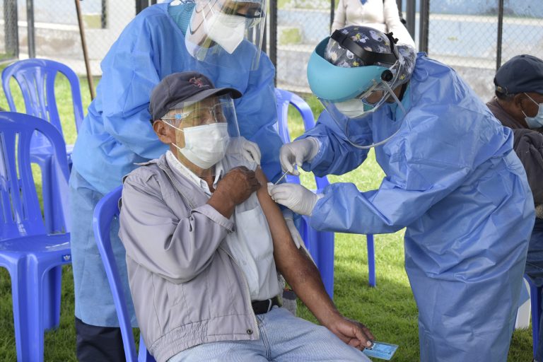 Conoce los puntos de vacunación en los distritos de Cercado, Paucarpata, Cerro Colorado y José Luis Bustamante y Rivero