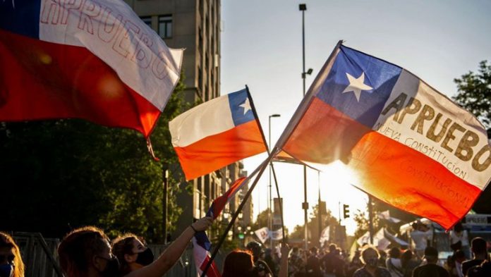 Chile lleva su Constitución a un nuevo cambio