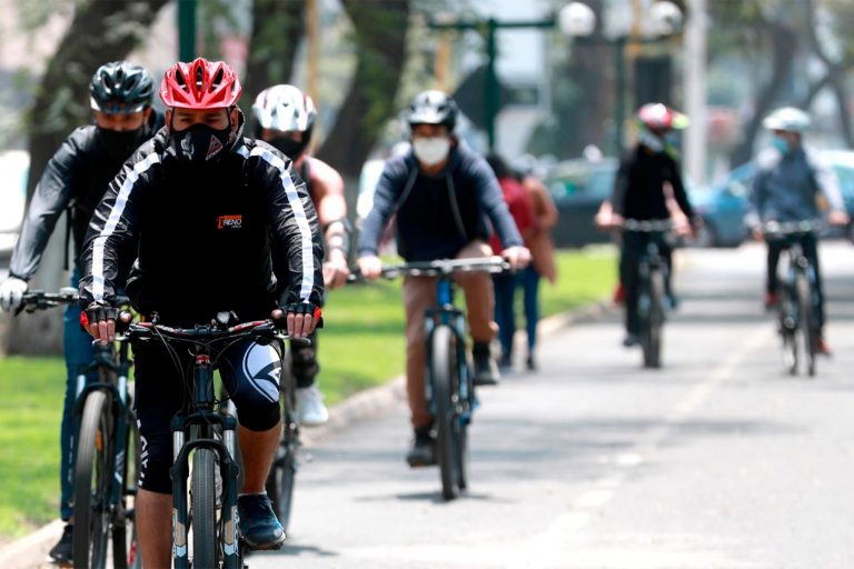 Ciclistas exigen mejor infraestructura vial en la ciudad