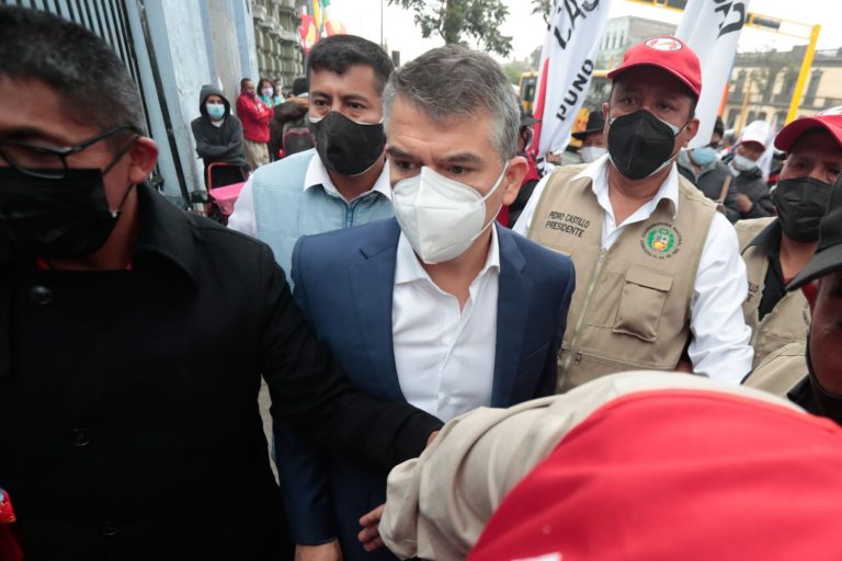 Julio Guzmán: «El Partido Morado está reconociendo al señor Pedro Castillo como presidente electo de la república»