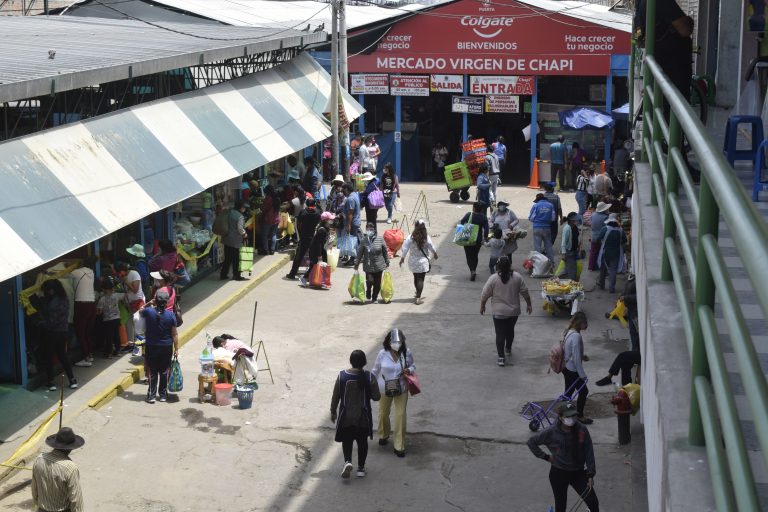 Reforzarán control en los mercados del Andrés Avelino Cáceres por alerta extrema en Arequipa