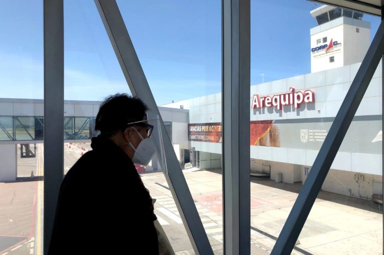 Gobierno Central emite norma sobre suspensión de transporte aéreo y terrestre en Arequipa