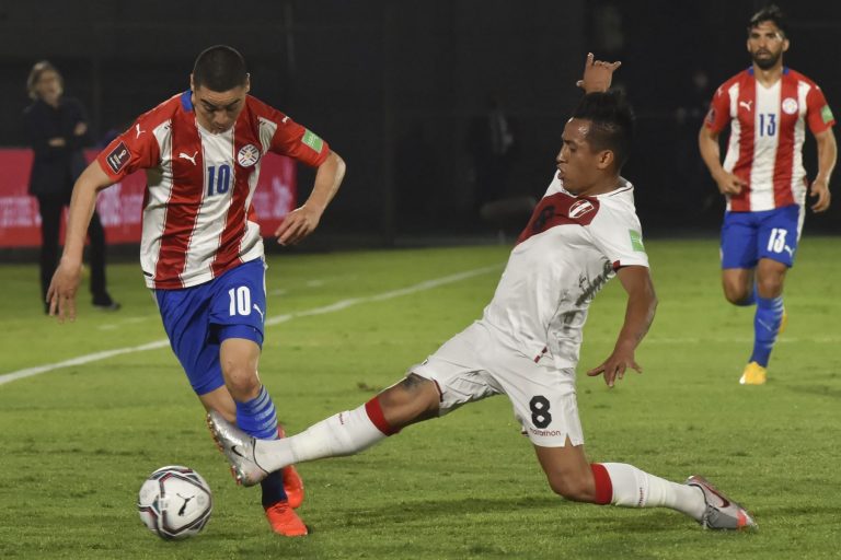 Perú sale hoy por el todo o nada ante Paraguay por los cuartos final