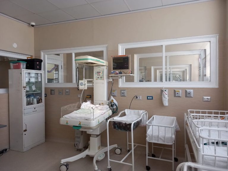 Modernizan área de recién nacidos del Hospital Honorio Delgado Espinoza