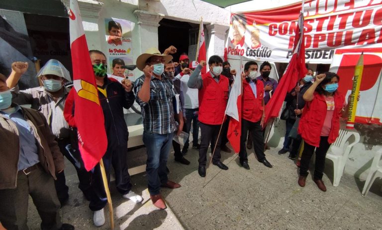 Militantes de Perú Libre recolectarán firmas para Asamblea Constituyente