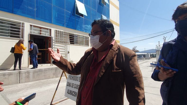 Christian Nova indicó que aún no llegan vacunas para Arequipa y ratificó que el domingo se realizará la vacunaton
