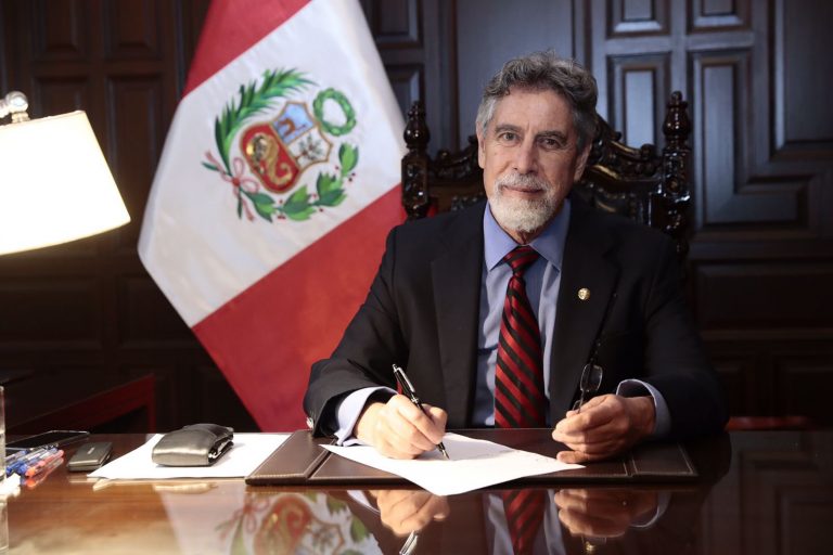 Presidente Francisco Sagasti saluda proclamación de Pedro Castillo Terrones