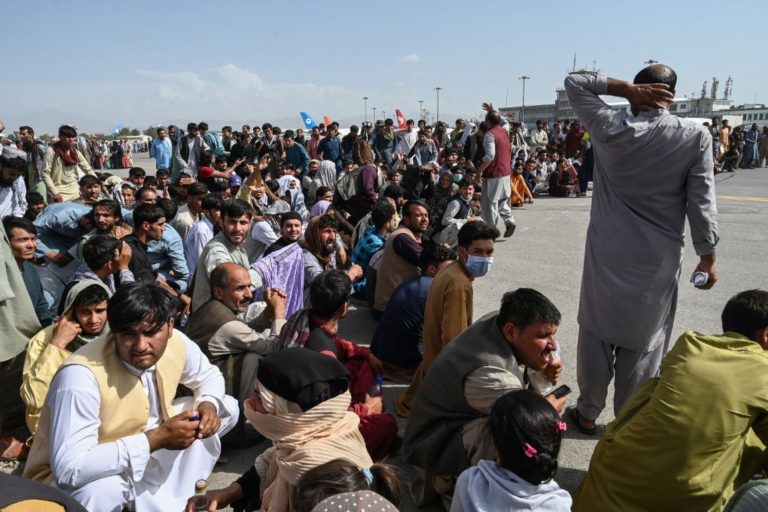 Perú acogerá a familias afganas por la crisis suscitada en el país